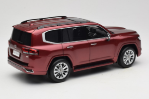 Toyota Land Cruiser LC300 ZX Czerwony LCD 1:18 LCD18013-ZX-RE Metal — zdjęcie 3 z 8