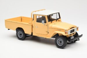 Toyota Land Cruiser Pickup Beżowy Kyosho 1:18 08958BE Metal — zdjęcie 6 z 8