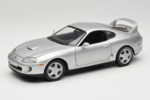 Toyota Supra A80 Srebrny Kyosho 1:18 8847 Metal