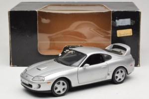 Toyota Supra A80 Srebrny Kyosho 1:18 8847 Metal — zdjęcie 8 z 8