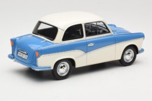 Trabant P50 Jasnoniebieski Kremowy BoS Models 1:18 BOS035 Żywica — zdjęcie 2 z 6