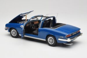 Triumph Stag Mk1 Sapphire Blue Revell 1:18 8815 Metal — zdjęcie 5 z 8