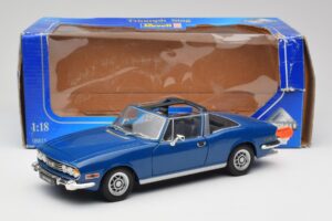 Triumph Stag Mk1 Sapphire Blue Revell 1:18 8815 Metal — zdjęcie 8 z 8