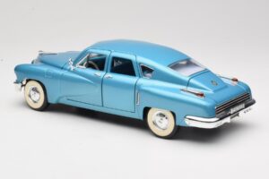 Tucker Torpedo Niebieski Road Signature 1:18 92268 Metal — zdjęcie 7 z 8