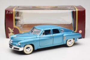 Tucker Torpedo Niebieski Road Signature 1:18 92268 Metal — zdjęcie 8 z 8