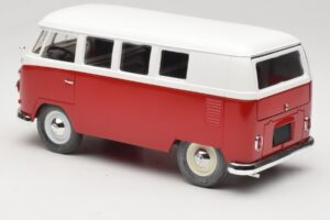 Volkswagen Combi T1 Czerwony & Biały Solido 1:18 8031 Metal — zdjęcie 7 z 8