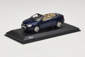 Volkswagen Eos Kabriolet Niebieski Minichamps 1:43 1F0099300D5Q Metal — zdjęcie 2 z 5