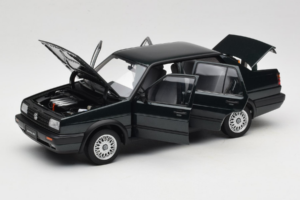 Volkswagen Jetta Mk3 CL Czarny Icartime 1:18 JETTA001 Metal — zdjęcie 2 z 8