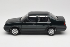 Volkswagen Jetta Mk3 CL Czarny Icartime 1:18 JETTA001 Metal — zdjęcie 4 z 8