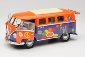 Volkswagen Microbus T1 Flower Power Road Signature 1:18 92329 Metal — zdjęcie 2 z 8