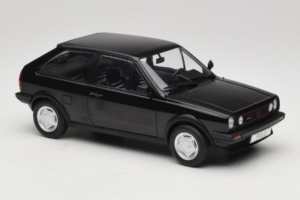 Volkswagen Polo II Coupe G40 Czarny MCG 1:18 MCG18524 Metal — zdjęcie 4 z 6