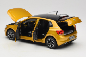 Volkswagen Polo Plus Żółty OEM 1:18 ZVY000009GEL Metal — zdjęcie 5 z 8