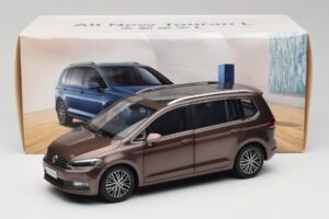 Volkswagen Touran 5T Brązowy Paudi Model 1:18 ZVE000003BRA Metal — zdjęcie 8 z 8