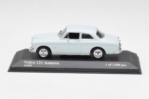 Volvo 121 Amazon Jasnoniebieski Minichamps 1:43 430171007 Metal