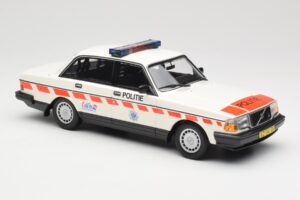 Volvo 240 GL Politie Netherlands Minichamps 1:18 155171498 Metal — zdjęcie 4 z 6
