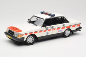 Volvo 240 GL Politie Netherlands Minichamps 1:18 155171498 Metal