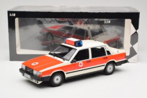 Volvo 740 GL DRK Aschaffenburg Minichamps 1:18 155171790 Metal — zdjęcie 6 z 6