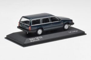 Volvo 740 GL Estate Niebiesko-Zielony Metalik Minichamps 1:43 943171713 Metal — zdjęcie 2 z 4