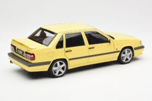 Volvo 850 T-5R Żółty AUTOart 1:18 79501 Metal — zdjęcie 3 z 8
