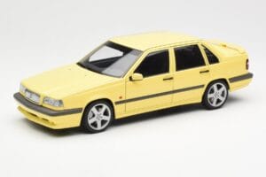 Volvo 850 T-5R Żółty AUTOart 1:18 79501 Metal