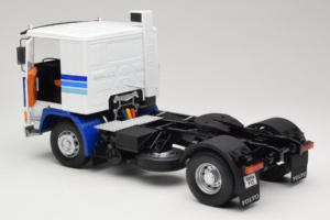 Volvo F12 Niebieski Biały Road Kings 1:18 RK180033 Metal — zdjęcie 5 z 8