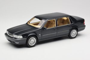Volvo S90 Royal Blue DNA 1:18 DNA000088 Metal