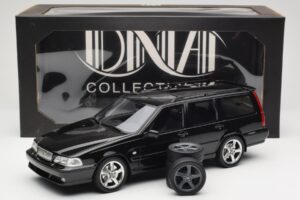 Volvo V70 R P80 Czarny DNA 1:18 DNA000232 Metal — zdjęcie 6 z 6