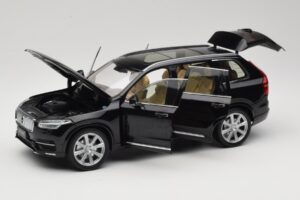 Volvo XC90 Onyx Black Paudi Model 1:18 9430842 Metal — zdjęcie 2 z 8
