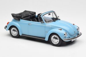 Volkswagen Beetle 1303 Kabriolet Jasny Niebieski Norev 1:18 188531 Metal — zdjęcie 4 z 6
