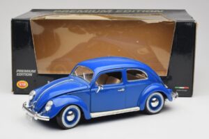 Volkswagen Beetle Niebieski Bburago 1:18 23124646 Metal — zdjęcie 8 z 8