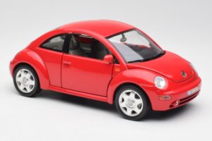 Volkswagen New Beetle Czerwony Bburago 1:18 8185108 Metal — zdjęcie 6 z 8
