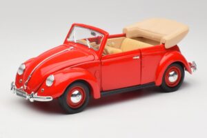 Volkswagen Kabriolet Ruby Czerwony Maisto 1:18 32826 Metal