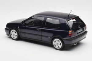 Volkswagen Golf Mk3 VR6 Niebieski Metalik Norev 1:18 188462 Metal — zdjęcie 7 z 8