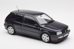 Volkswagen Golf Mk3 VR6 Fioletowy Metalik Norev 1:18 188417 Metal — zdjęcie 7 z 8