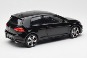 Volkswagen Golf Mk7 GTI Czarny Norev 1:18 188550 Metal — zdjęcie 3 z 8