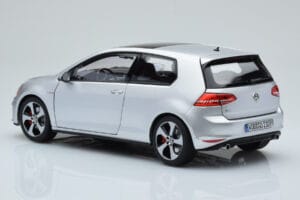 Volkswagen Golf GTI Mk7 Reflex Srebrny Norev 1:18 188551 Metal — zdjęcie 7 z 8