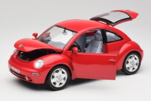 Volkswagen New Beetle Czerwony Bburago 1:18 3342 Metal — zdjęcie 2 z 8