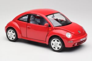 Volkswagen New Beetle Czerwony Bburago 1:18 3342 Metal — zdjęcie 6 z 8