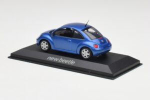 Volkswagen New Beetle Satellite Niebieski Minichamps 1:43 430058004 Metal — zdjęcie 3 z 4