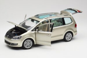 Volkswagen Sharan 7N Reflex Srebrny Metalik Minichamps 1:18 110051002 Metal — zdjęcie 2 z 8