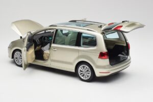 Volkswagen Sharan 7N Reflex Srebrny Metalik Minichamps 1:18 110051002 Metal — zdjęcie 5 z 8