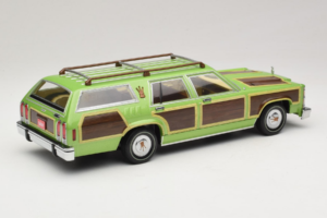 Wagon Queen Family Truckster National Lampoon's Vacation GreenLight 1:18 19013 Metal — zdjęcie 2 z 6