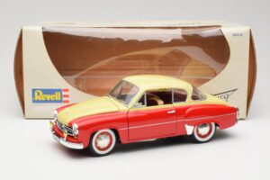 Wartburg 311 Coupe Czerwony & Beige Revell 1:18 8418 Metal — zdjęcie 8 z 8
