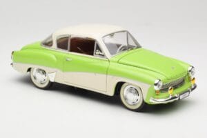 Wartburg 313 Pastelowy Zielony na Beżu Revell 1:18 09018 Metal — zdjęcie 6 z 8