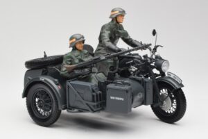 Zundapp KS 750 Boczny Wózek Walkure Schuco 1:10 450651900 Metal — zdjęcie 5 z 7