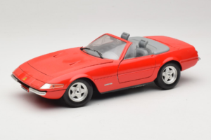 Ferrari 365 GTS/4 Spider Czerwony Techno Giodi 1:18 40028-P1 Metal