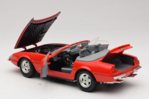 Ferrari 365 GTS/4 Spider Czerwony Techno Giodi 1:18 40028-P1 Metal — zdjęcie 5 z 8